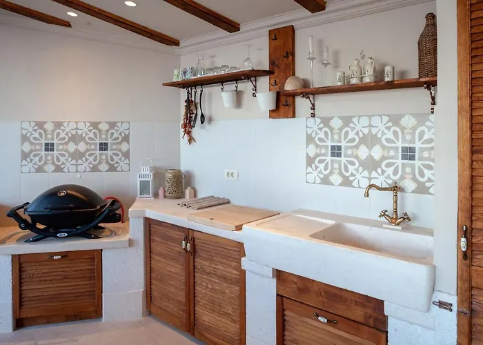 Idyllic Marieta With Private Pool, Unforgettable View And Free Parking Villa *
