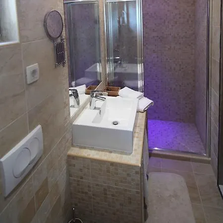 Idyllic Marieta With Private Pool, Unforgettable View And Free Parking Villa Makarska